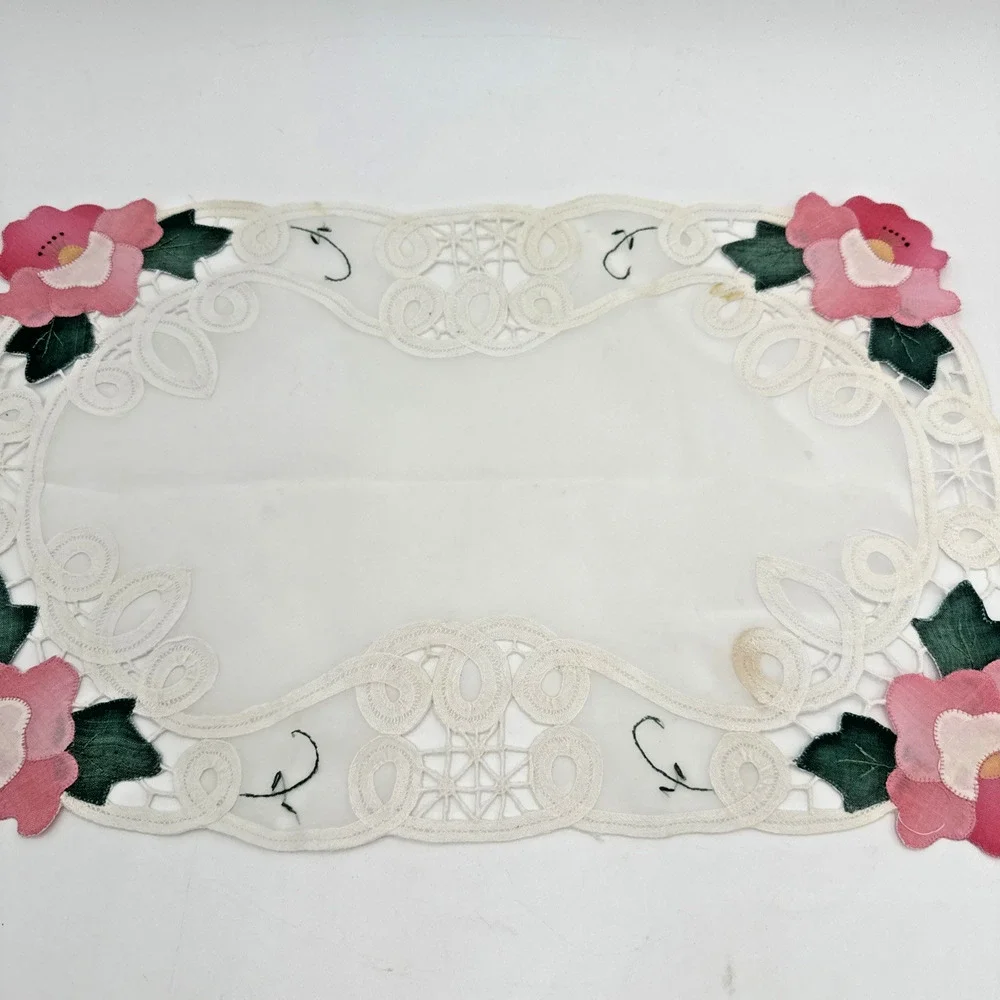 VTG Embroidered Lace Applique Placemats Set 5 Pink Floral Sheer Cottage Chic